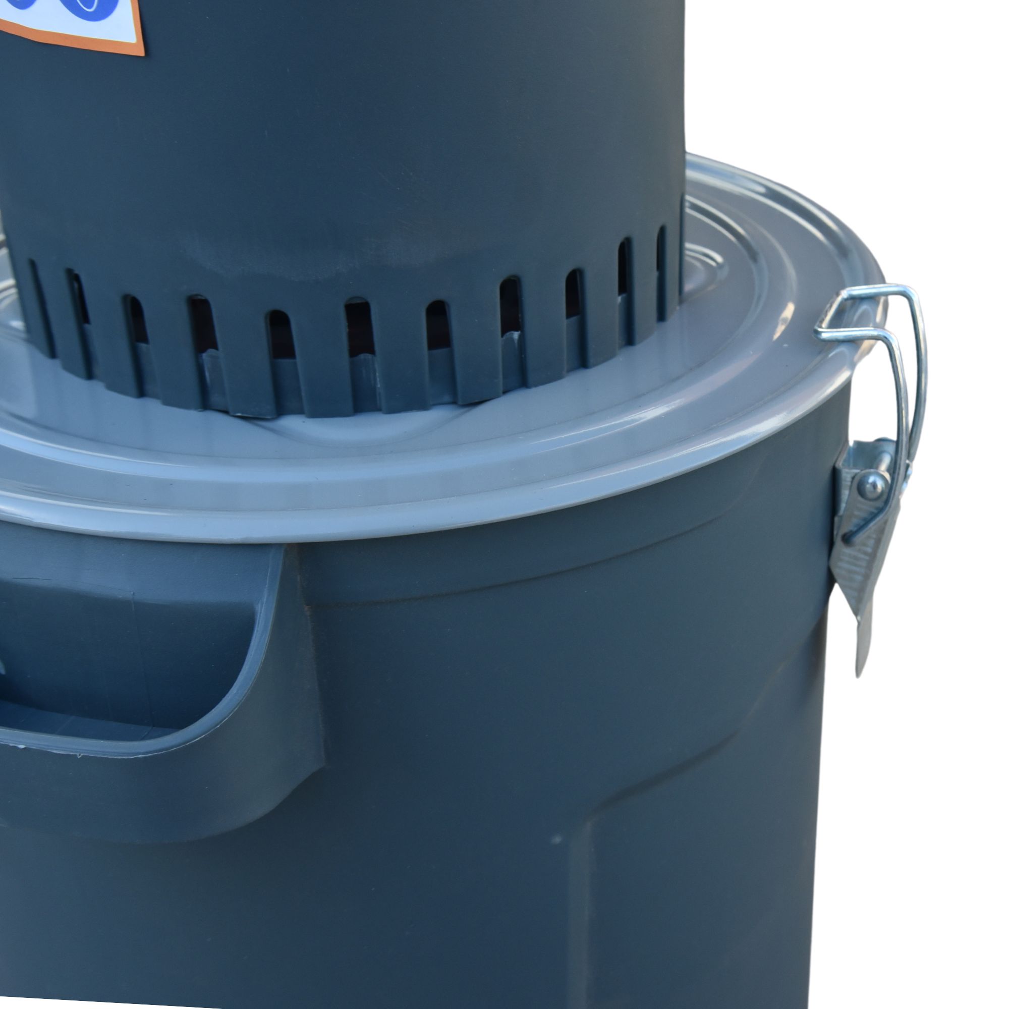 Зернодробилка электрическая на 25 литров. Фото 3