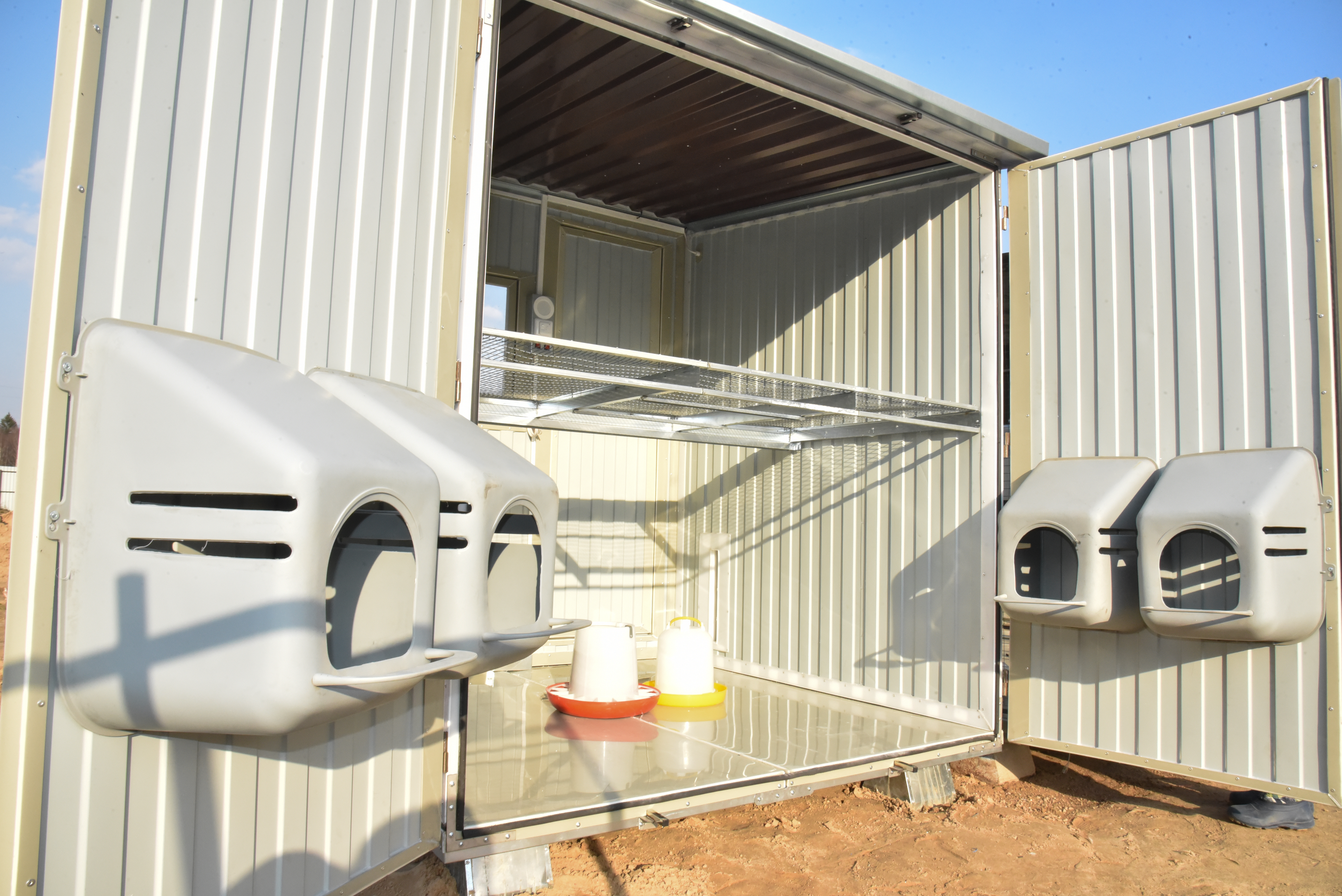 Утепленный курятник с обогревом на 45 голов "Теплоисухо" КН. Фото 28