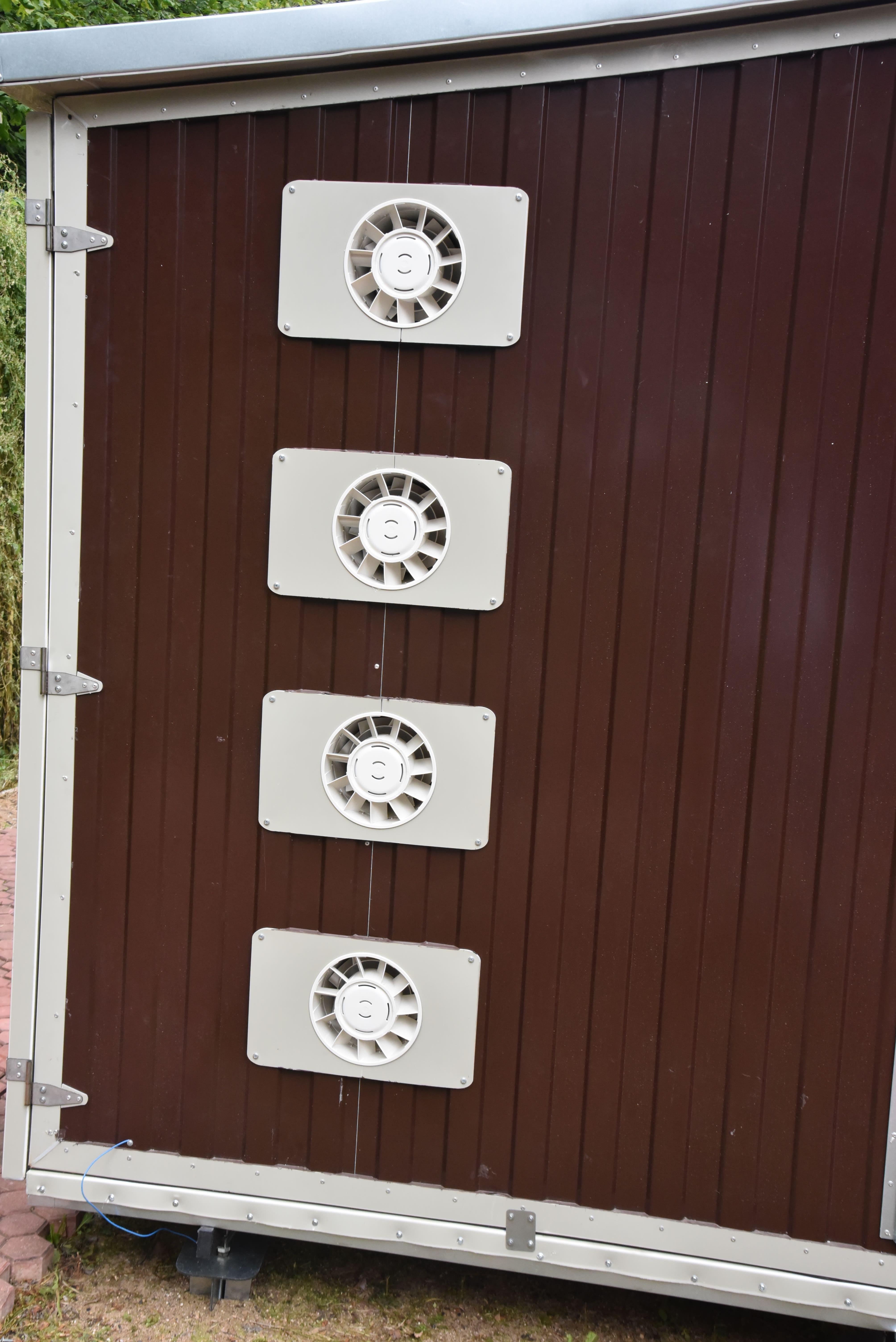 Автоматический уличный брудер "Идеальный папа". Фото 5 Автоматический уличный брудер "Идеальный папа". Фото 5