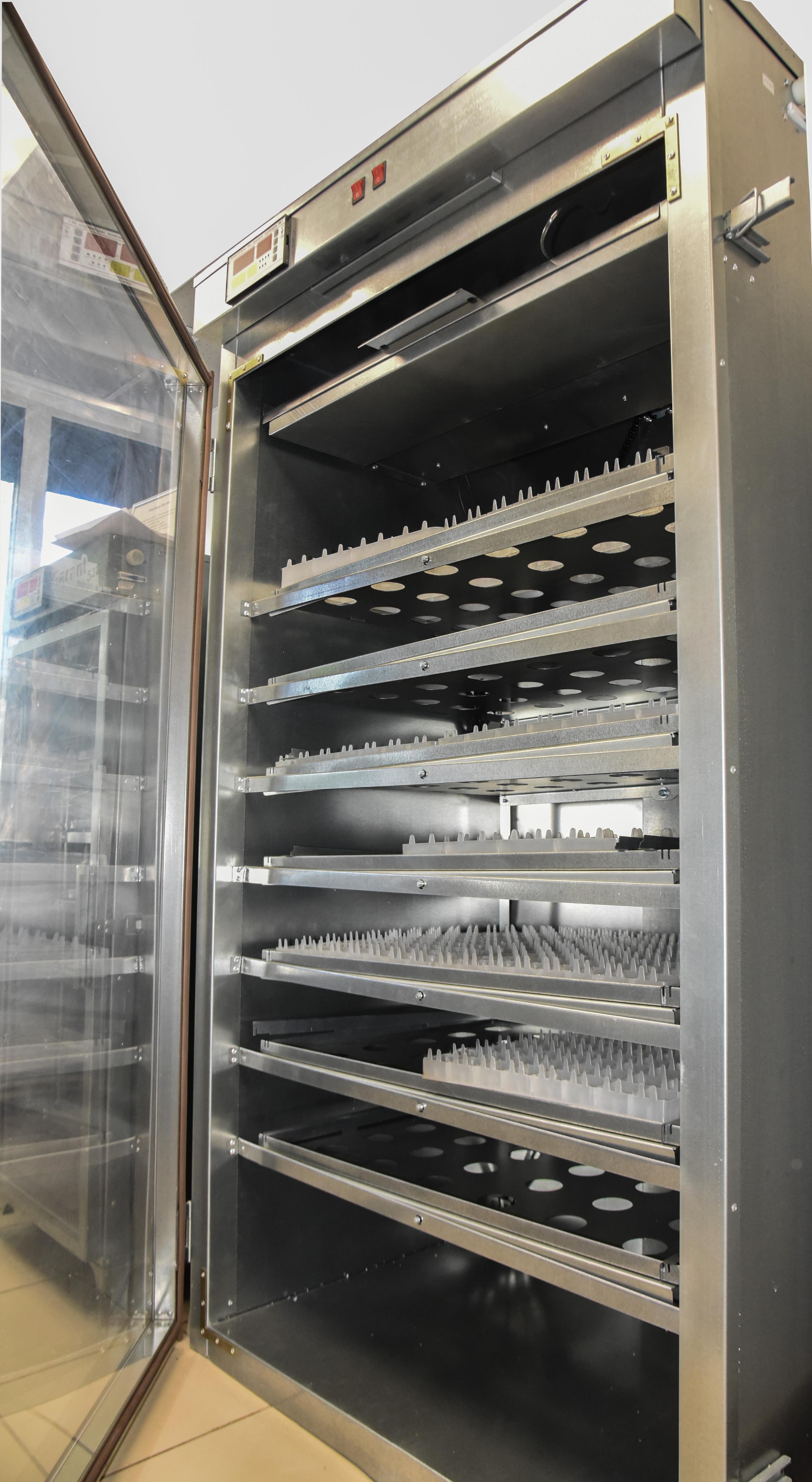 Инкубатор АИ-1400. Фото 2