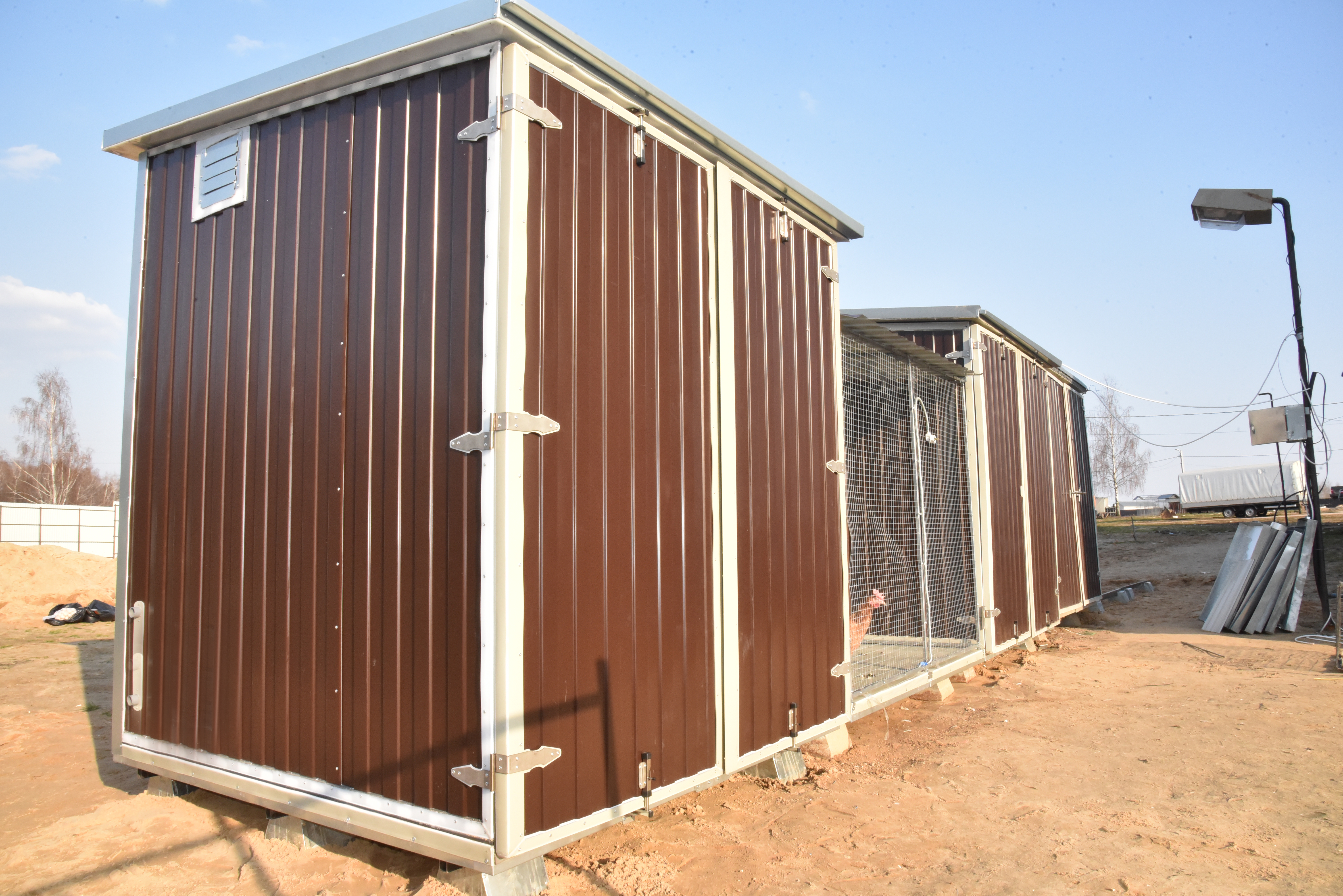 Утепленный курятник с обогревом на 45 голов "Теплоисухо" КН. Фото 2