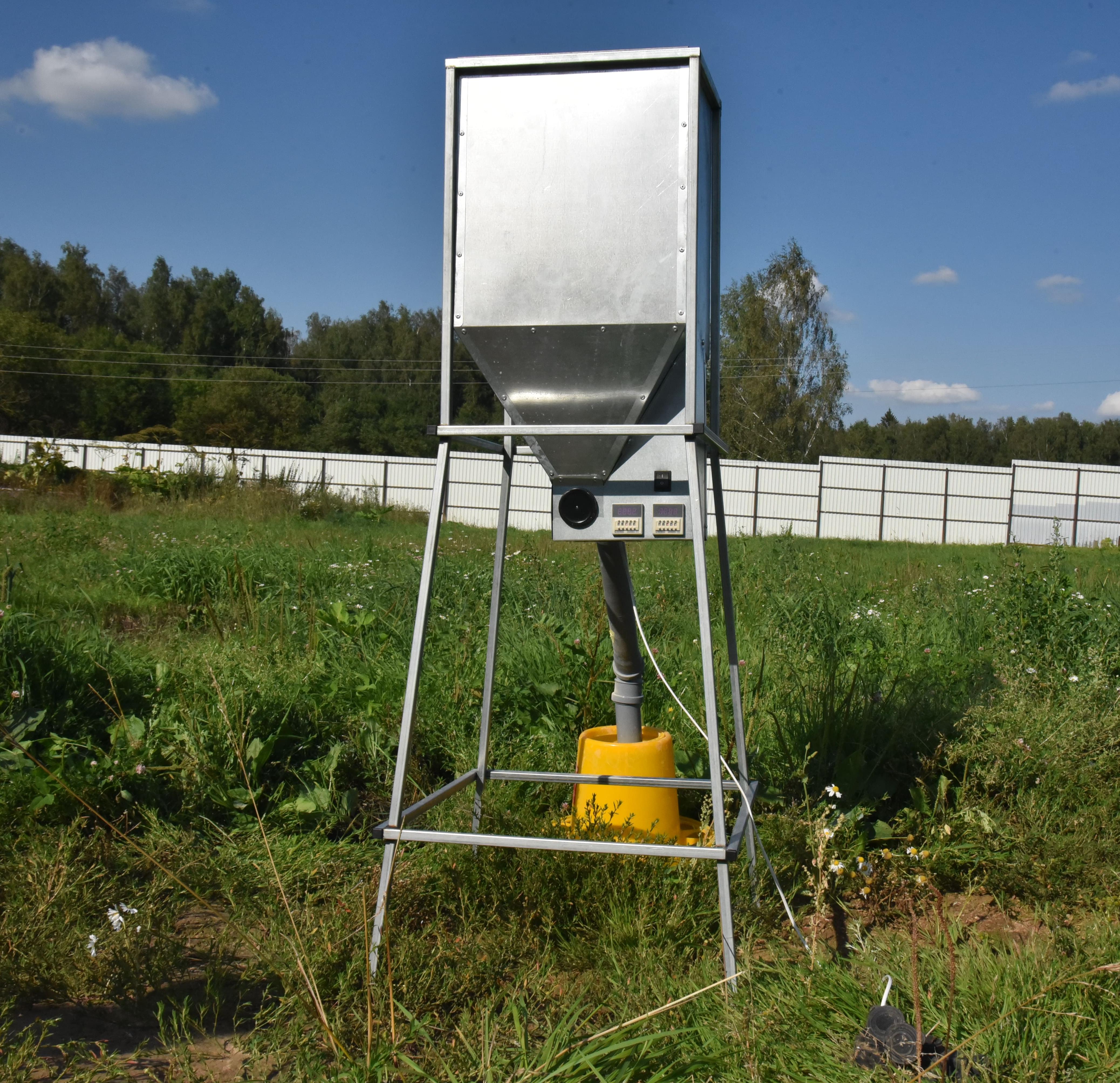 Бункер кормовой автоматический "Дозатор 90". Фото 3